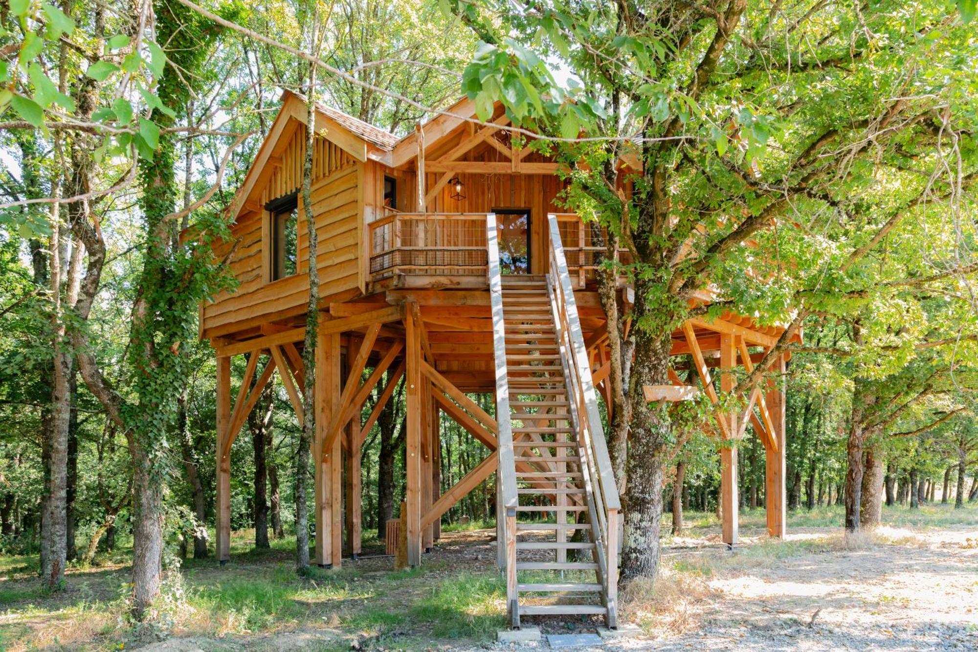 Dolce Et Cabane Berat Exteriör bild